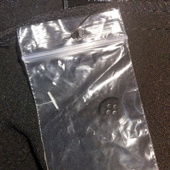 NWT Lulu's Women's Sleeveless Bodycon Cut Out Little Black Dress Black Size M - Picture 13 of 13